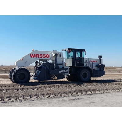 天行(中国)设备在吉林中交三公局松通高速